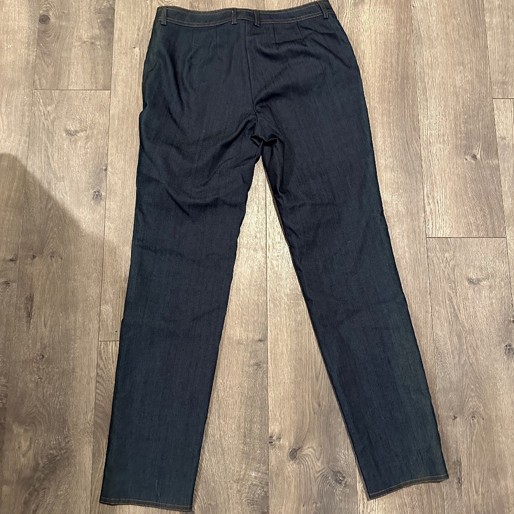 ✨ St. John Dark Wash Denim Trousers - Size 2 ✨